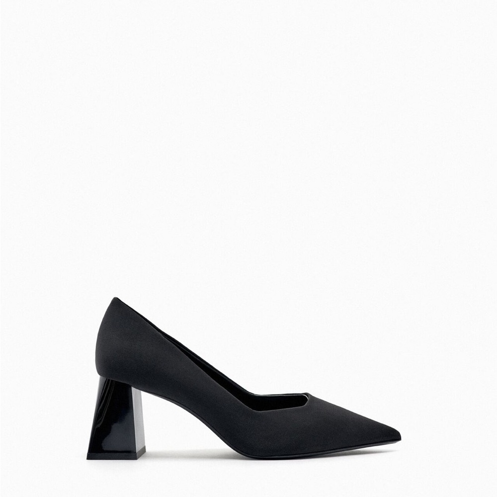 ZARA BLACK POINTED HEELS